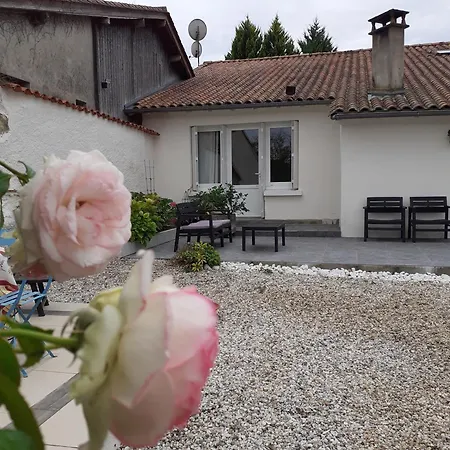 Bed and Breakfast Le Bois Du Mas Saint-Aulaye-Puymangou