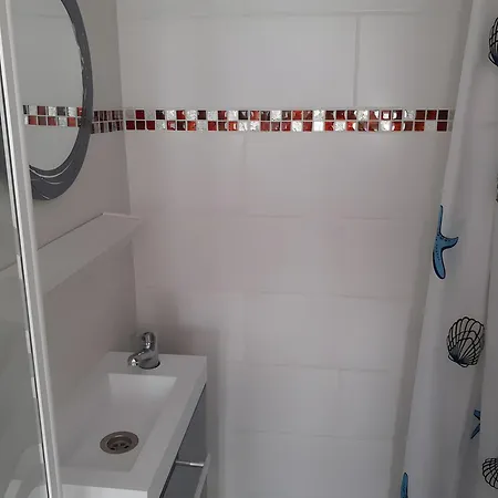 ベッド・アンド・ブレックファスト Le Bois Du Mas 3*
