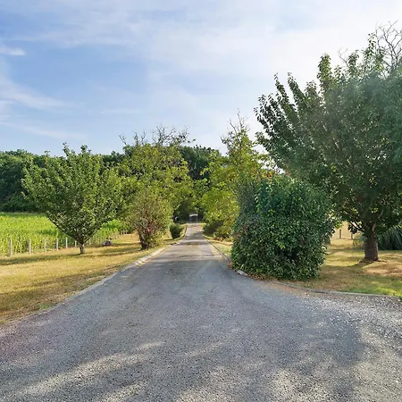 Le Bois Du Mas Bed and breakfast Saint-Aulaye-Puymangou