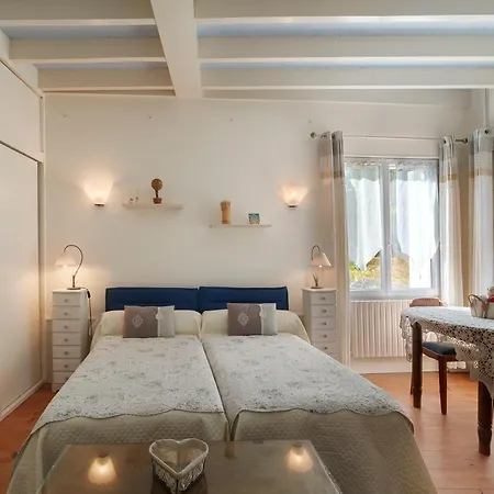 Bed and breakfast Le Bois Du Mas 3*