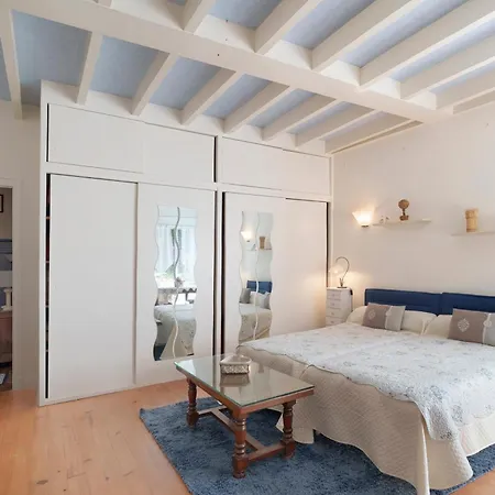 Le Bois Du Mas Bed and breakfast Saint-Aulaye-Puymangou